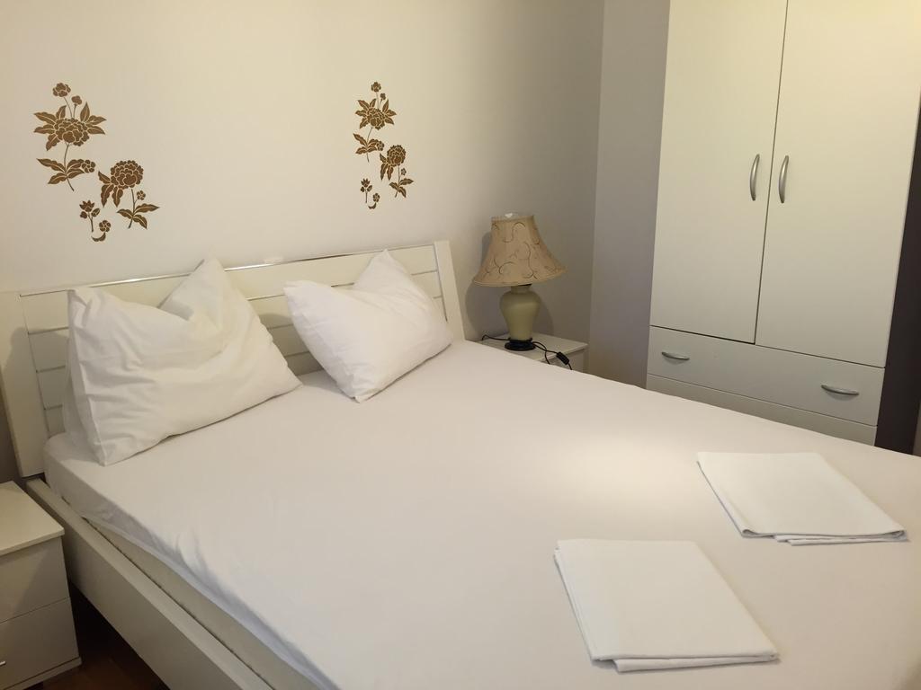 Apartments Villa Plaza تروغير المظهر الخارجي الصورة