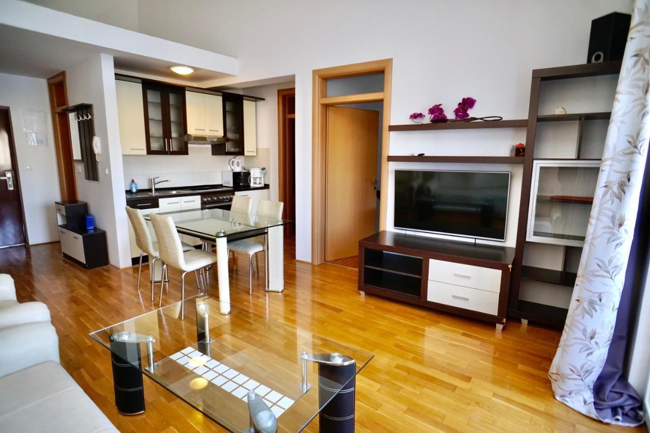Apartments Villa Plaza تروغير المظهر الخارجي الصورة