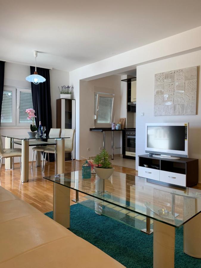 Apartments Villa Plaza تروغير المظهر الخارجي الصورة