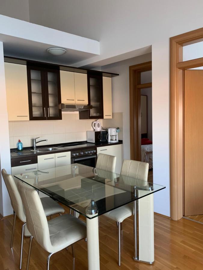 Apartments Villa Plaza تروغير المظهر الخارجي الصورة