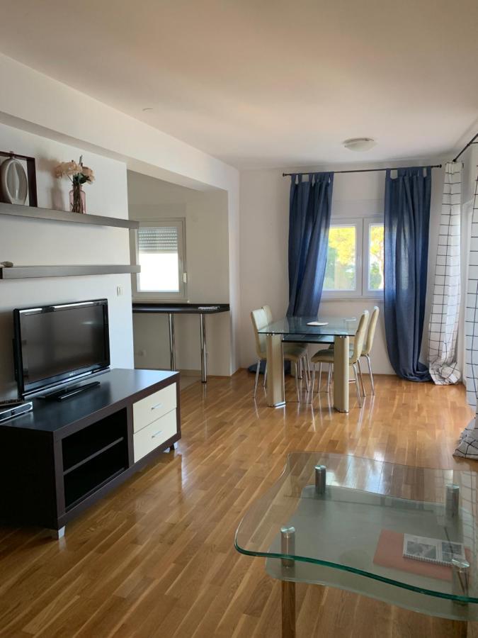 Apartments Villa Plaza تروغير المظهر الخارجي الصورة