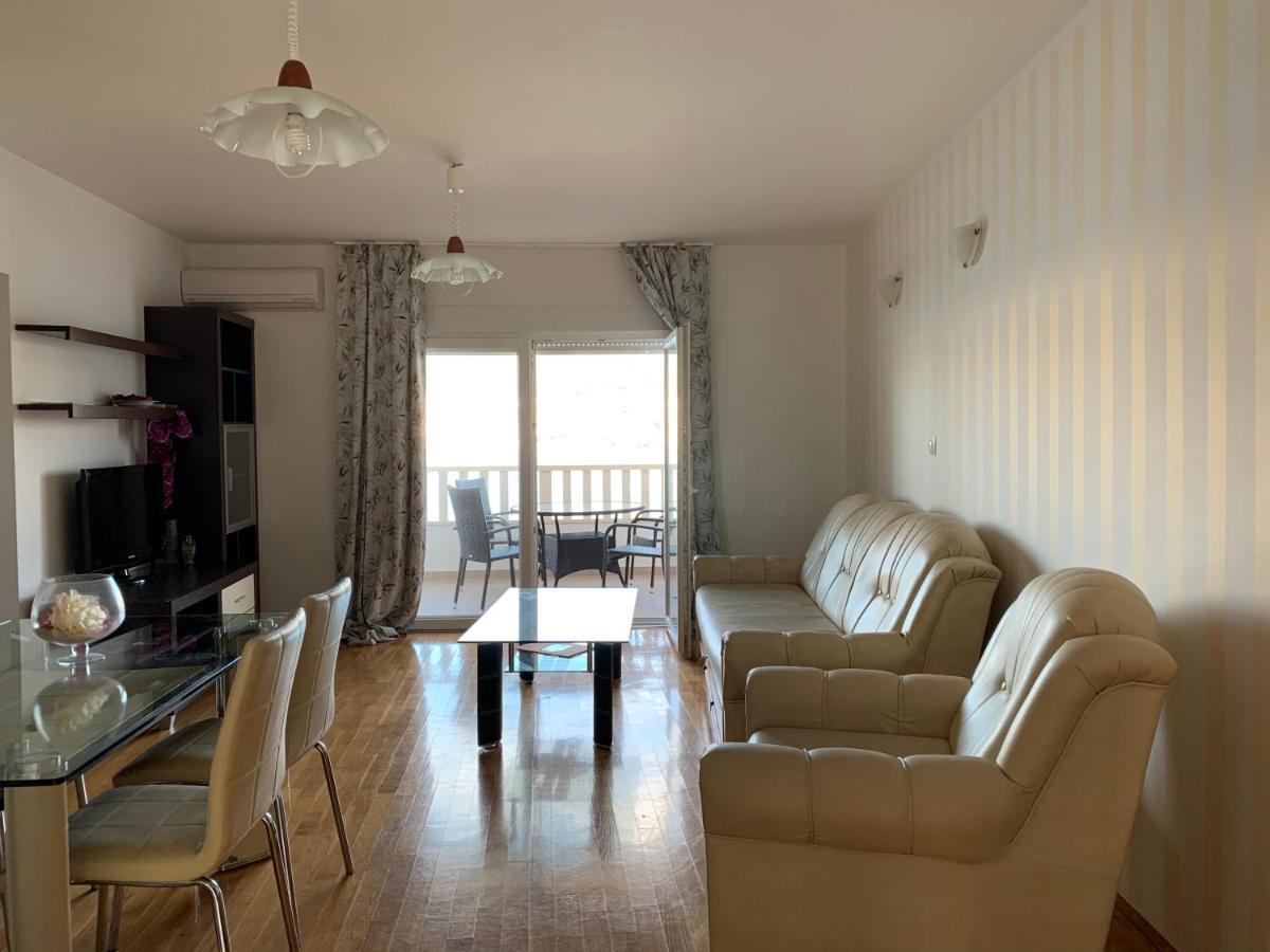 Apartments Villa Plaza تروغير المظهر الخارجي الصورة